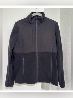 Figs Women’s Black Fleece Jacket